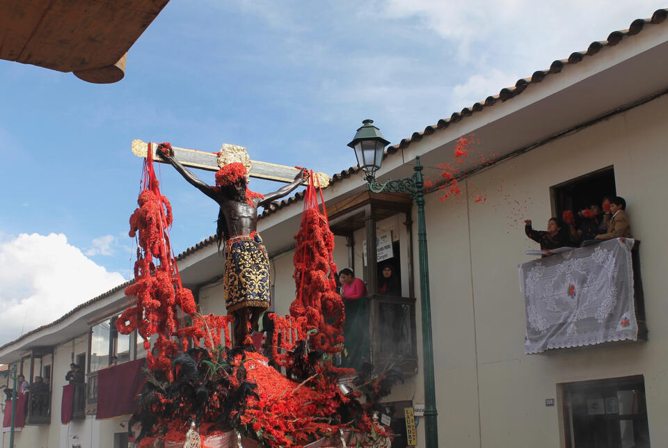 Easter and Holy Week Around the World Easter and Holy Week Around the World